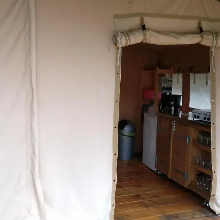 Safari Tent At Camping Le Confluent Luxusní stan *